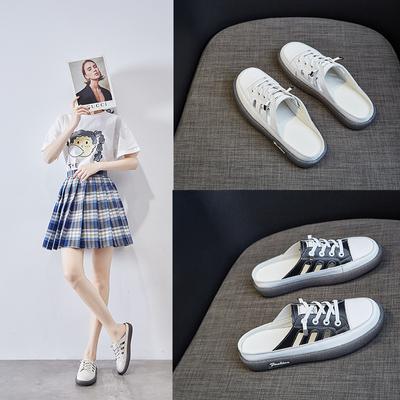 Half Slippers Women 2025 Heelless Lazy Little White Shoes Internet Celebrities Casual Wear Fashion Bag Head Sandals Women Comfortable