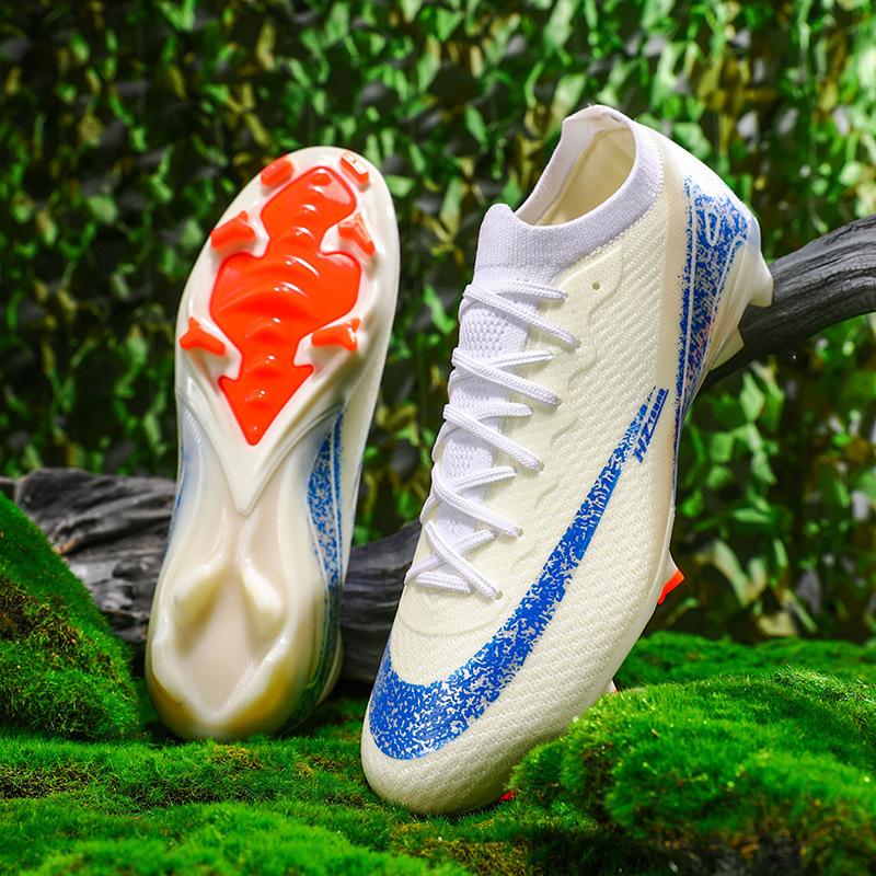 Low-top New Youth Football Shoes, Student Long Nails, Men's and Women's Broken Nails, Competition Training Football Shoes