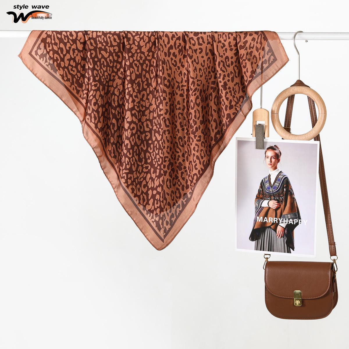 Women s Classic Leopard Print Silk Scarf: Versatile Neck or Head Scarf for Trendy Street Fashion 70*70CM