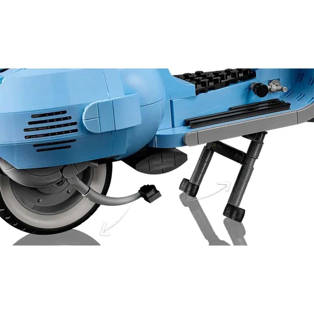 LEGO Icons Vespa 125 Model Kit Pastel Blue