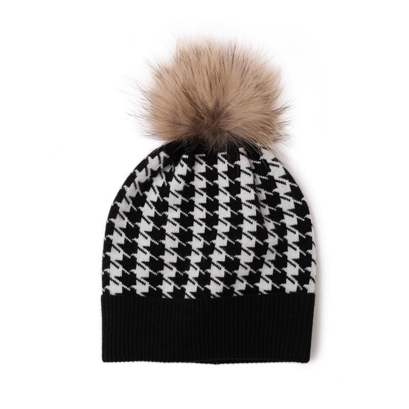 Women s 100% Pure Cashmere Houndstooth Pompom Hat - Warm & Classic Jacquard Design One Size чёрный