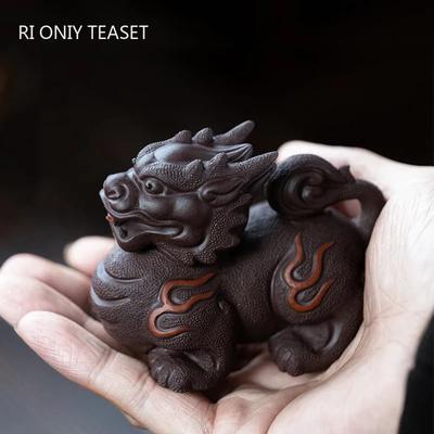 Boutique Purple Clay Tea Pet Lucky Animal Tea Figurine Desktop Ornaments Handmade Sculpture Crafts Home Tea Set Decoration Art