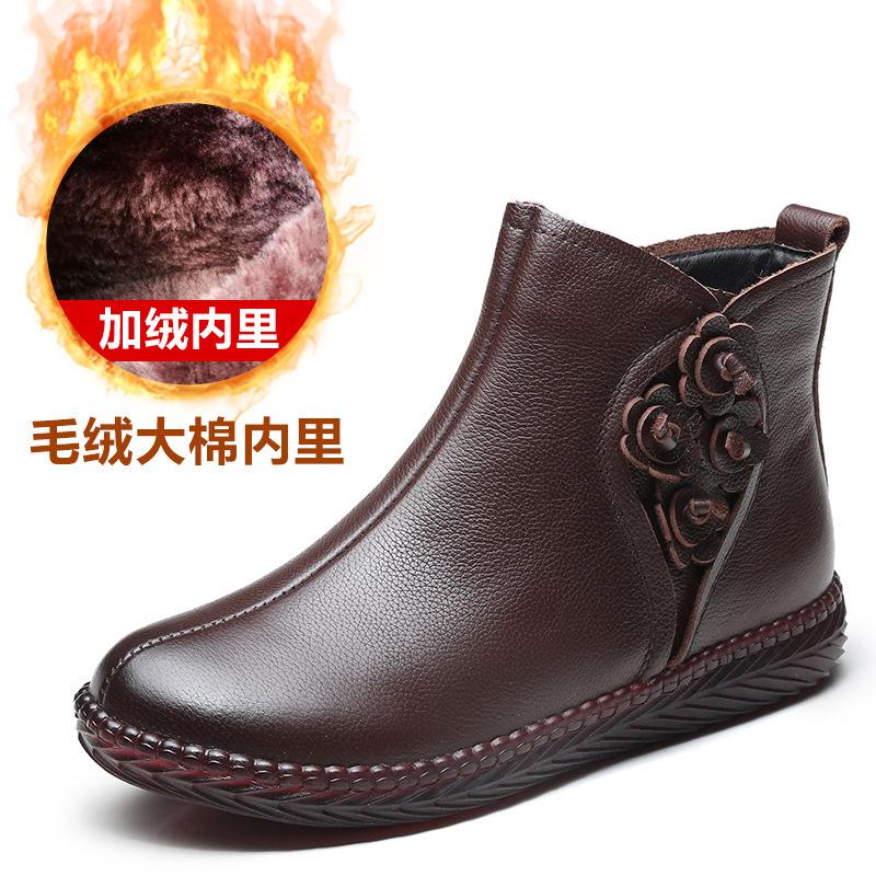 Winter leather cotton shoes women's flat bottom with fleece to keep warm mother shoes comfortable non-slip cotton boots in the elderly short boots wo