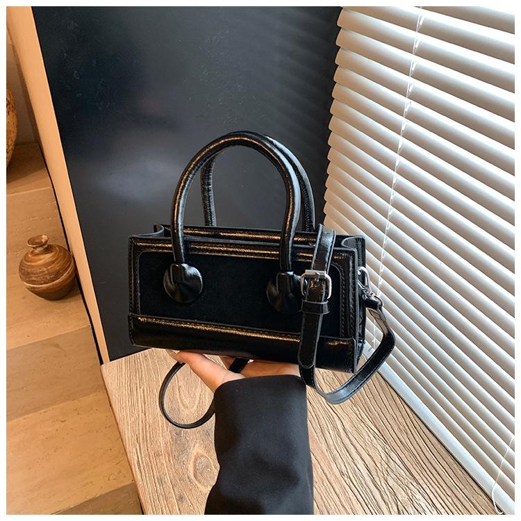 Beliebte Handtasche Damentasche Herbst und Winter neu retro Mode kleine quadratische Tasche hochwertig einzelne Schulter schräg Umhängetasche