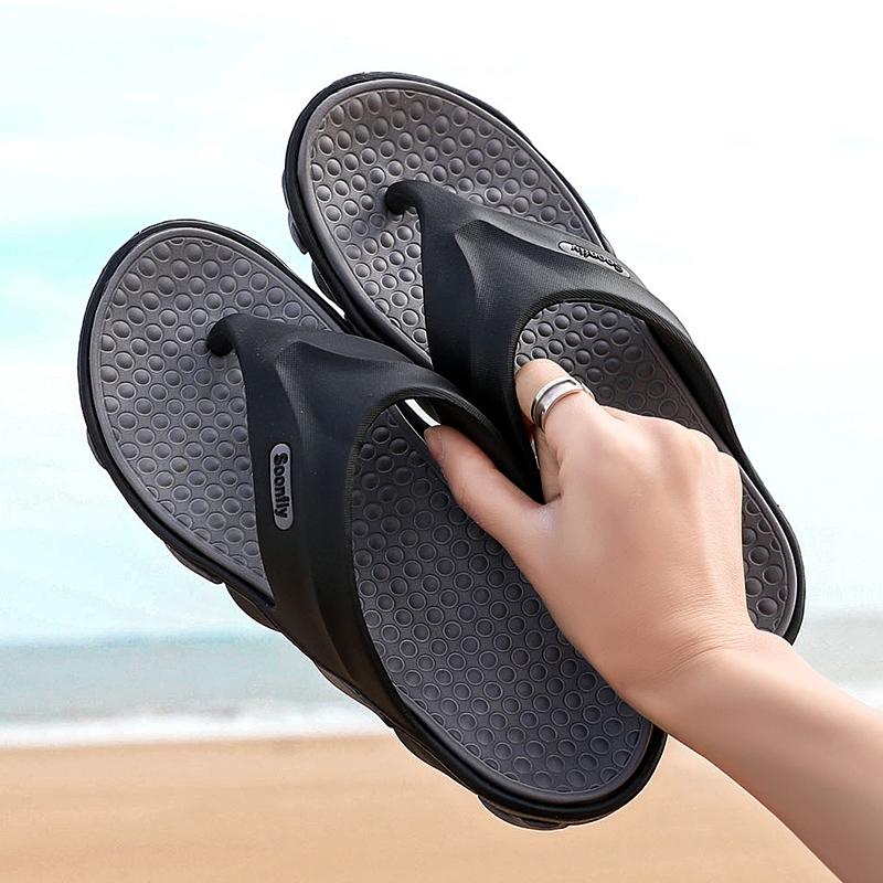 Flip Flops for Men Breathable Sandals Outdoor Slippers Summer Beach Sandals Quick Dry Shoes Men Casual Slippers