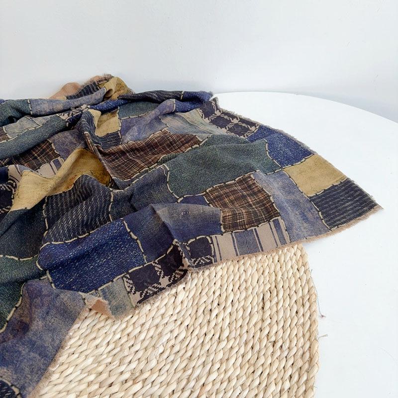 Dreieckstuch aus Seide im Retro-Stil – schmales Hals-Accessoire für Damen im Sommer