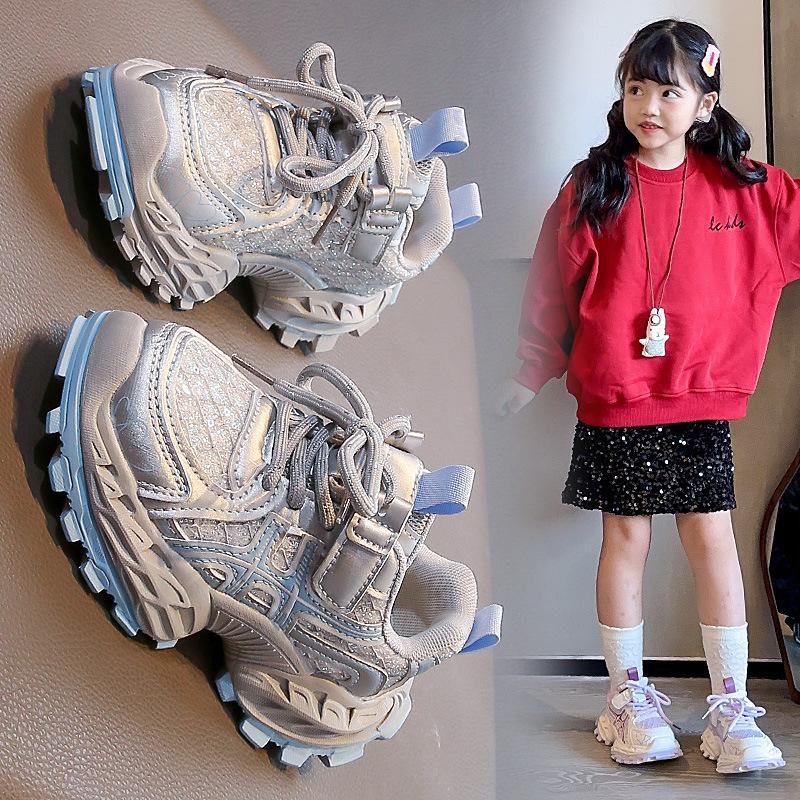 Children's moral training shoes 2025 autumn new student campus versatile casual shoes girls outdoor simple sports shoes