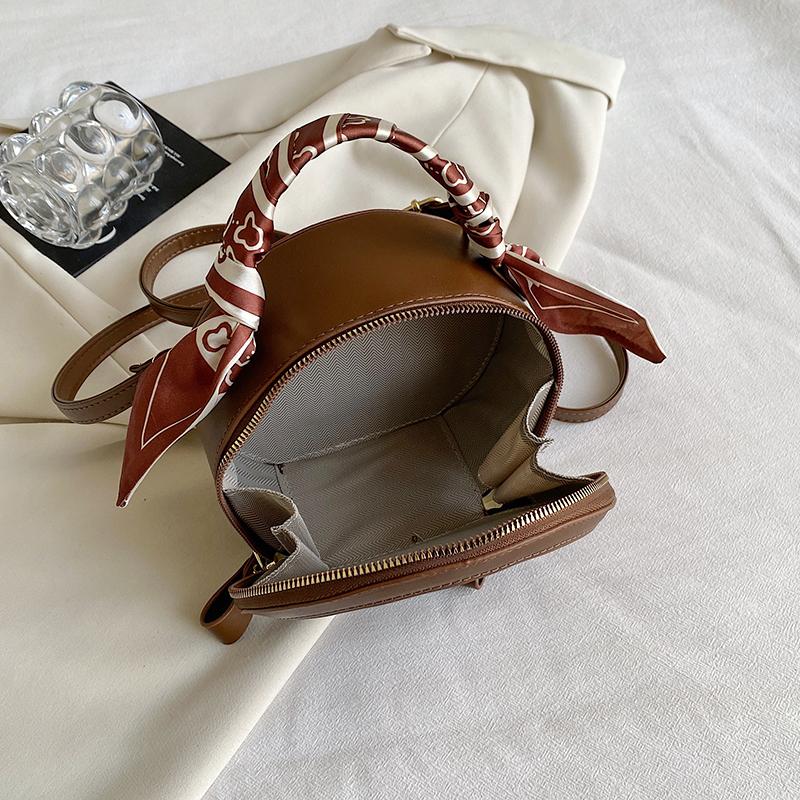 Französische Nischen-High-End-Handtasche für Damen, neue Herbst-/Wintermode, vielseitige kleine runde Tasche, beliebte Umhängetasche