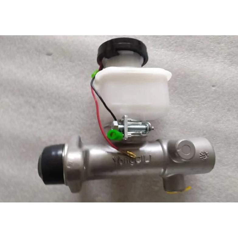 Brake Master Cylinder Master Brake Cylinder Master Cylinder For Nissan Forklift TD27 J01 J02 TD27 H20 3.5T 5117 5057