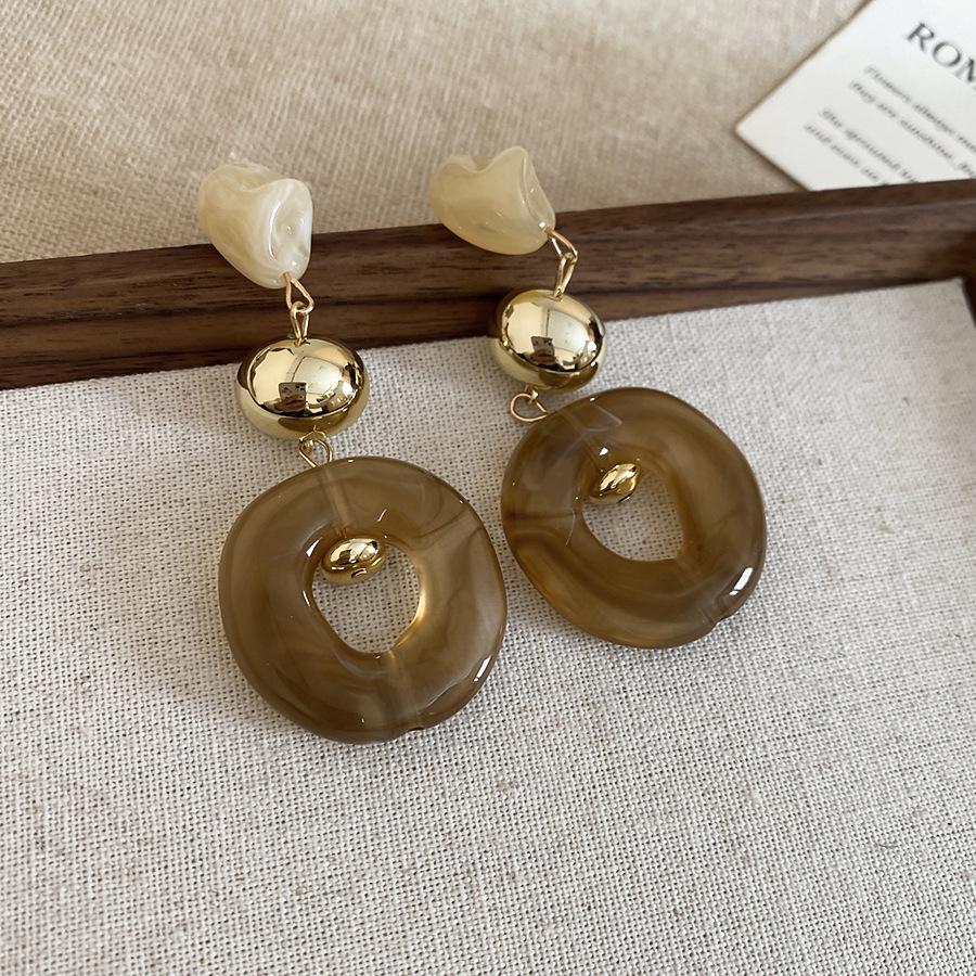 Europäische Retro Geometrische Perlen Edelstahl Choker Halskette