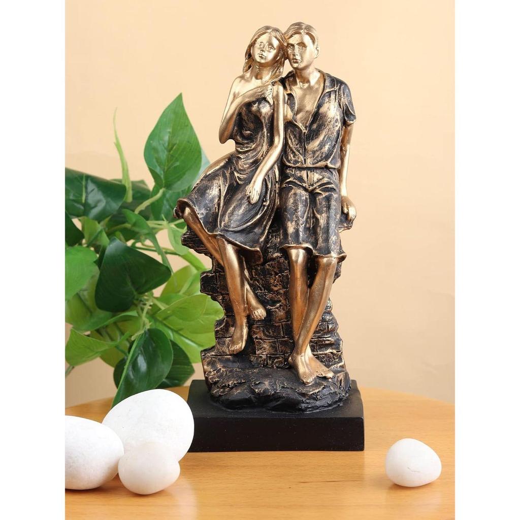 Love Couples Statue for Home Decoration and Gift Showpiece for Valentine Day