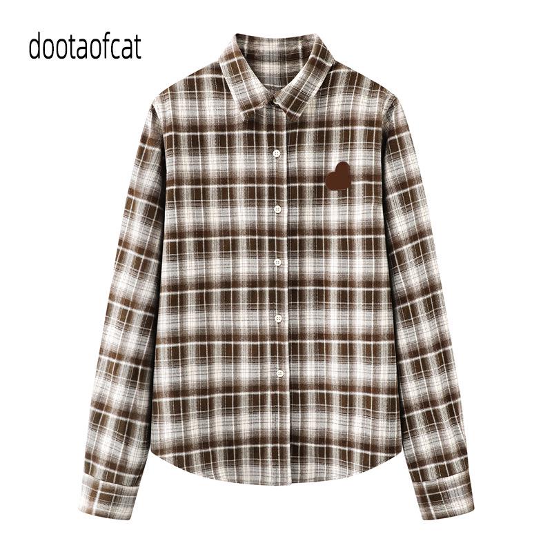 2025 Winter Women's Casual Retro Plaid Loose Brushed Texture Shirt Top