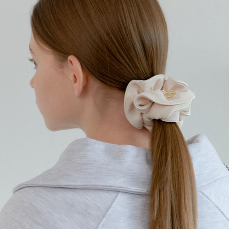 ANOETIC NEW ANC CLASSIC SCRUNCHIE_BEIGE