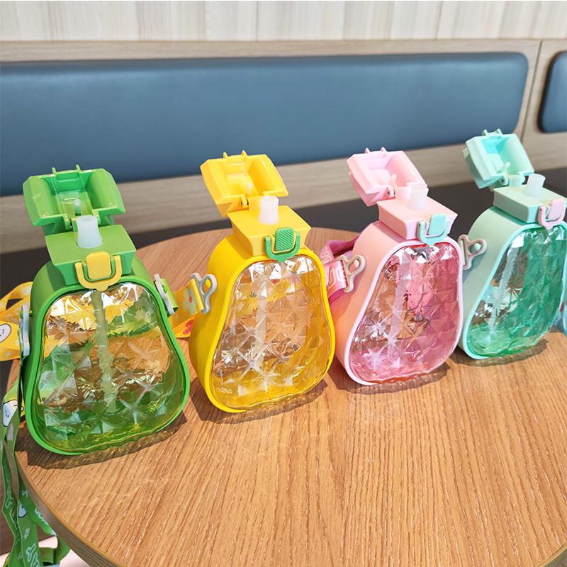 Creative Cute Pineapple Straw Plastic Water Bottle Portable Strap Children's Outdoor Sports Water Bottle