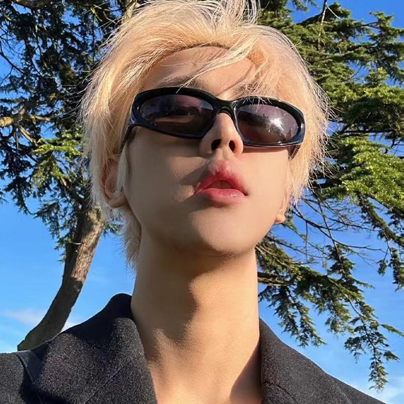 Wrap Around Y2K Sunglasses Unisex Futuristic Oversized UV400 Sun Glasses for Women Men Trendy Hip Hop Shades