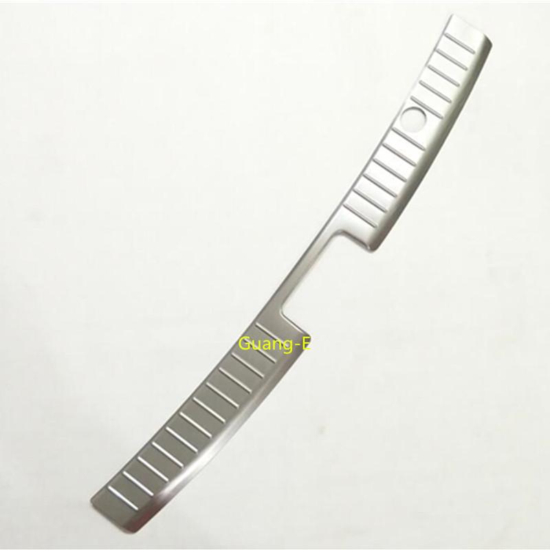 Car External Rear Bumper For Hyundai Santafe Santa Fe 2006 2007 2008 2009 2010 2011 2012 Back Trunk Inner Trim Cover Plate Pedal
