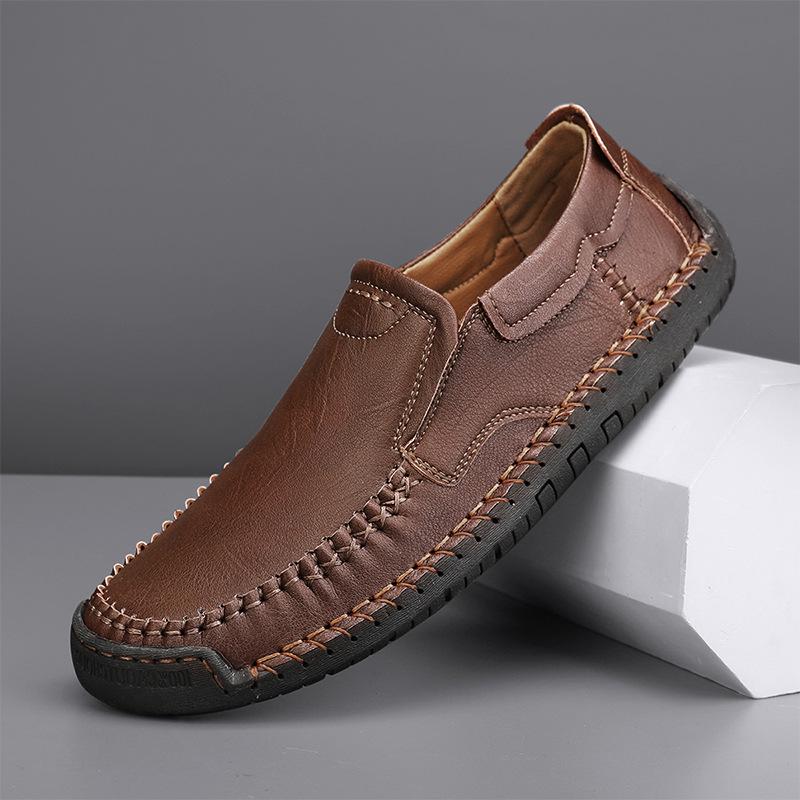 

Large size men s shoes one-pedal casual leather shoes business shoes soft sole cover foot soft surface comfortable driving shoes 38 темно-коричневого кольору