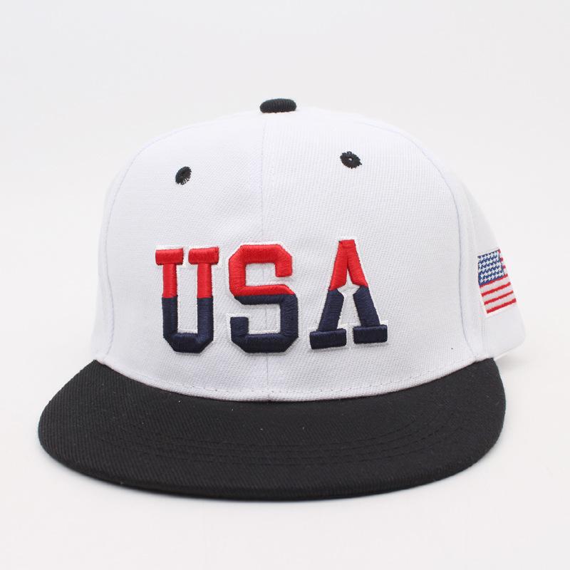 USA Flag Embroidered Flat Brim Snapback Hat, Adjustable American Patriotic Baseball Cap for Men Women