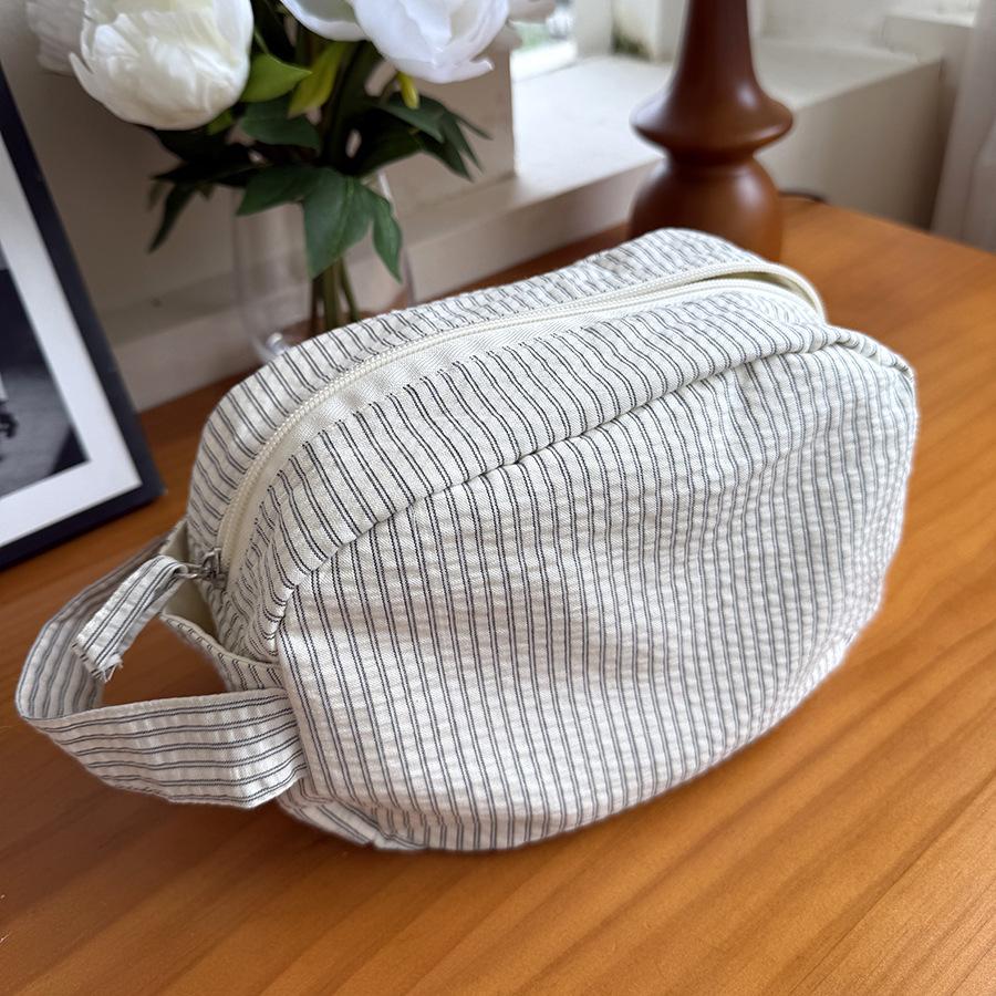 

1pcs Striped Canvas Storage Bag Large Capacity Outdoor Travel Toiletries Organizer Pouch Portable Travel Cosmetic Bag белый