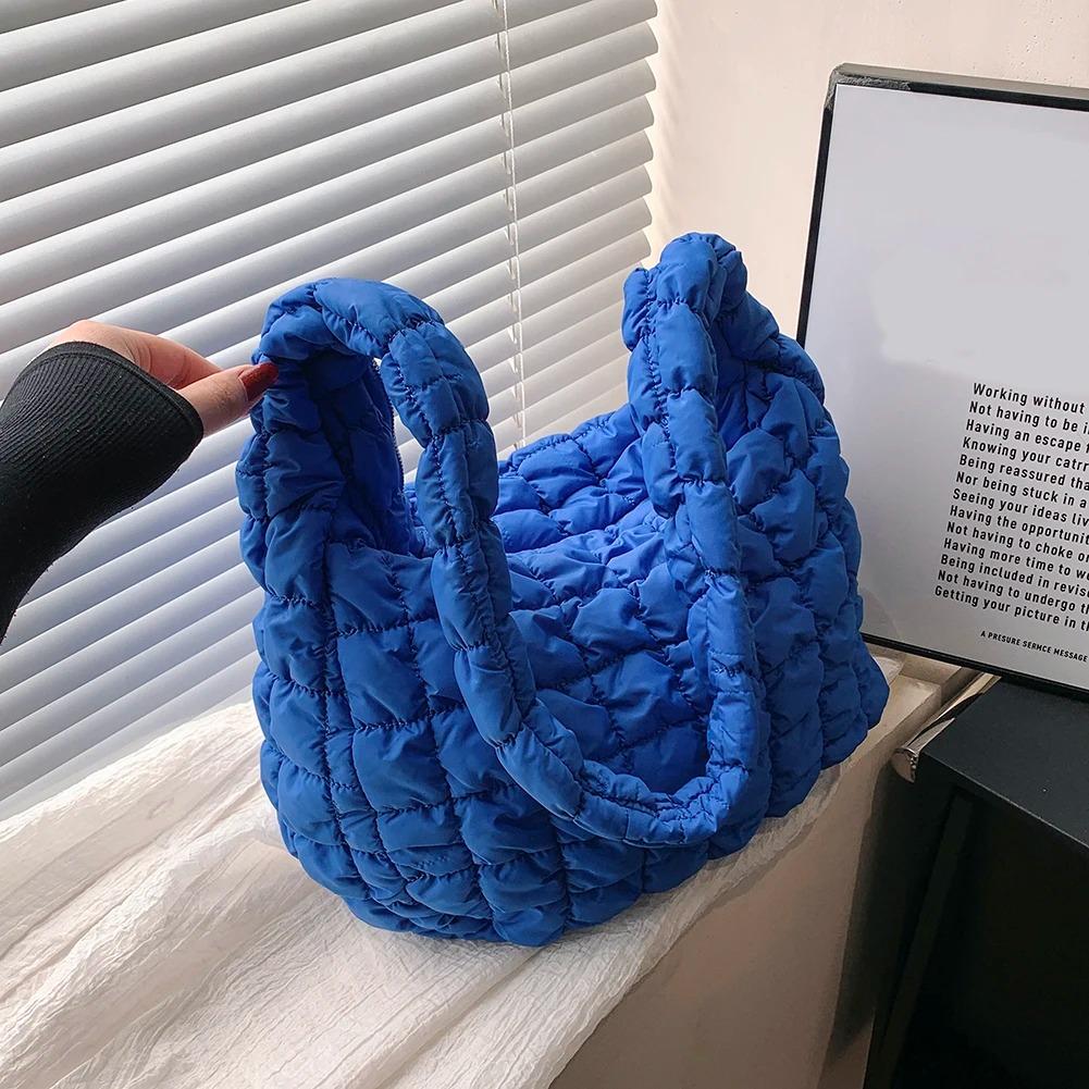 

Женская стеганая сумка через плечо с мягкой подкладкой, плиссированные сумки на плечо с пузырьками и облаками, большая сумка-ведро, дизайнерская сумка, сумки со складками 2024 L-45x31x11cm синий