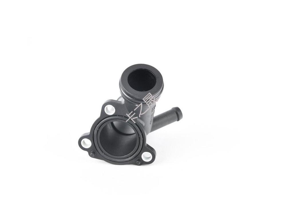 Mercedes-Benz 270 Engine Water Pump Connector (Part No. 2702000200)