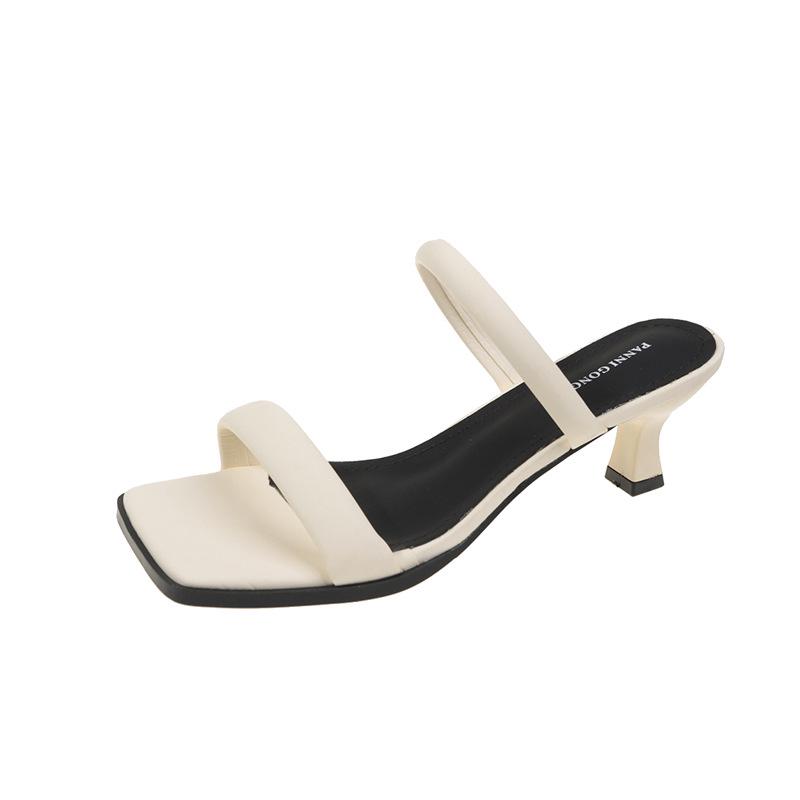 Summer 2026 Skin-Brightening Mid-Heel Square-Toe Sandals with Single Strap for Outdoor Wear.