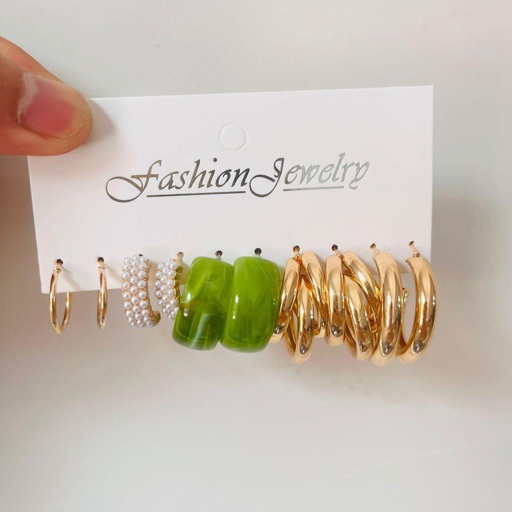 Pearl Stud Earring Set