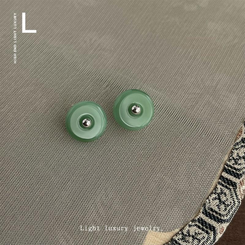 New Chinese-style Handmade Design - Retro Court-style Hanfu Accessories and Ancient Decorative Items - Ear Pendants and Earrings