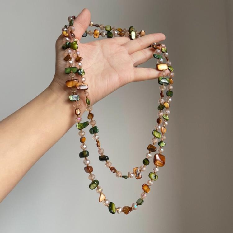 Collana Bohémienne con Perle di Conchiglia Naturale Design a Doppio Strato Leggero Catena per Clavicola da 120 cm Accessori Gioielli