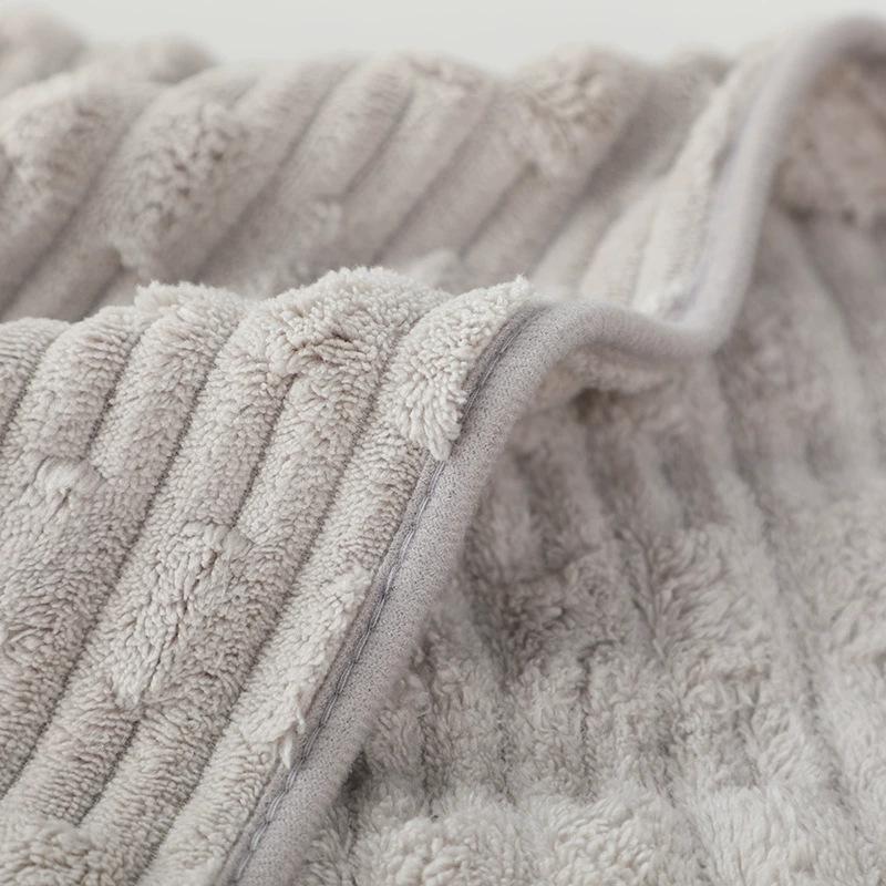 70*140cm Coral Fleece Shower Towel Absorbent Quickly Dry Soft Bath Towel Suitable for Home Beauty Salon Gym Face Washing Towels