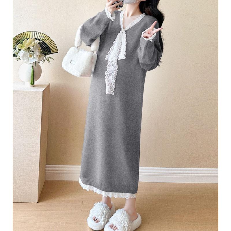 Red Christmas New Sweater Skirt Women's Autumn and Winter Lace Splicing Age-reducing Bow Loose Large Size Knitted Dress