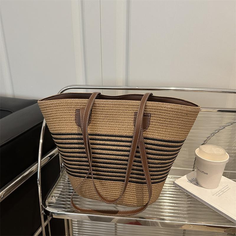 New popular straw bag summer hand-woven bag travel seaside shoulder armpit bag fashion striped women's bag