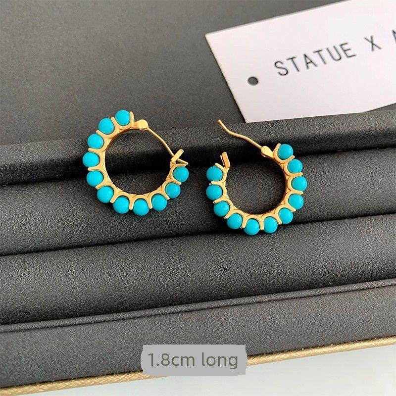 

Рекомендуемый! Серьги из белой бирюзы для женщин, серьги-кольца из стерлингового серебра, нишевый стиль, голубые серьги, французский вход, роскошные, изящные украшения для ушей Turquoise millet bead earrings ~