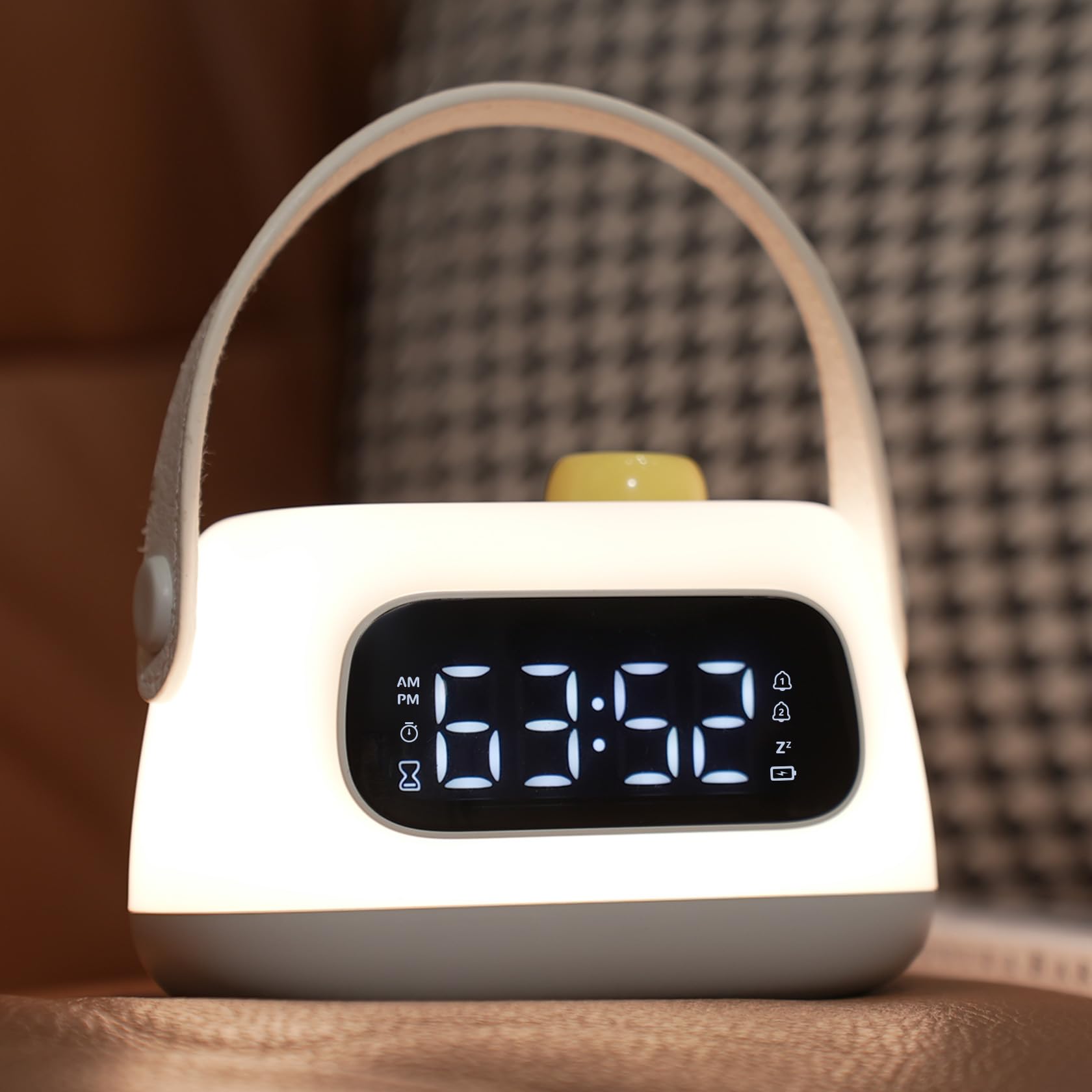 

LUTW Alarm Clock, Night Light, Table Clock with Timer and Snooze Function, LED Display, Rechargeable, Cordless, Stepless Dimming, Reading Light,