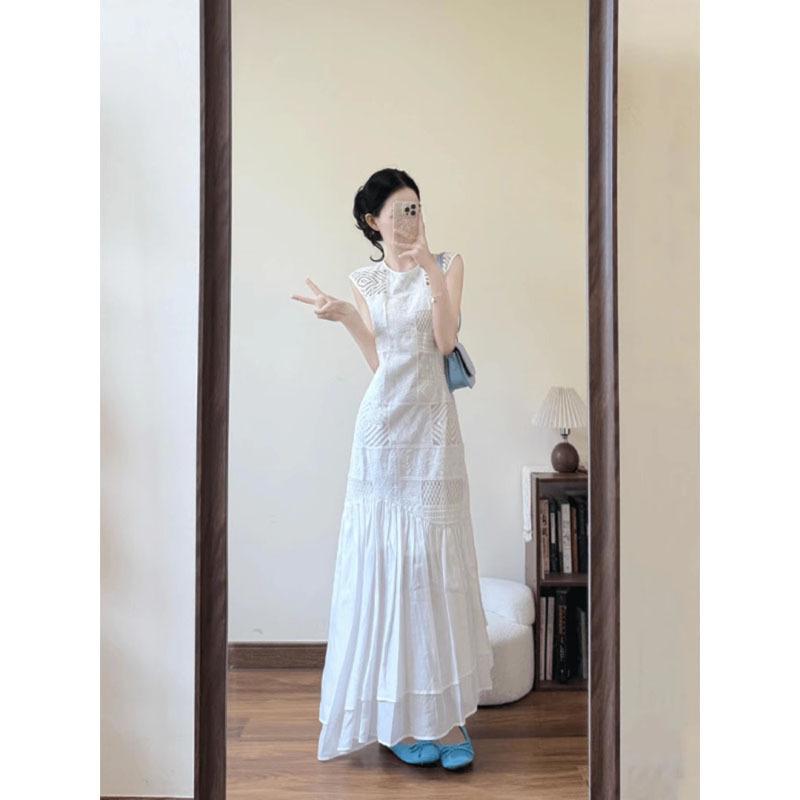 French unique and beautiful hollow white dress women's summer new small temperament waist holiday long skirt
