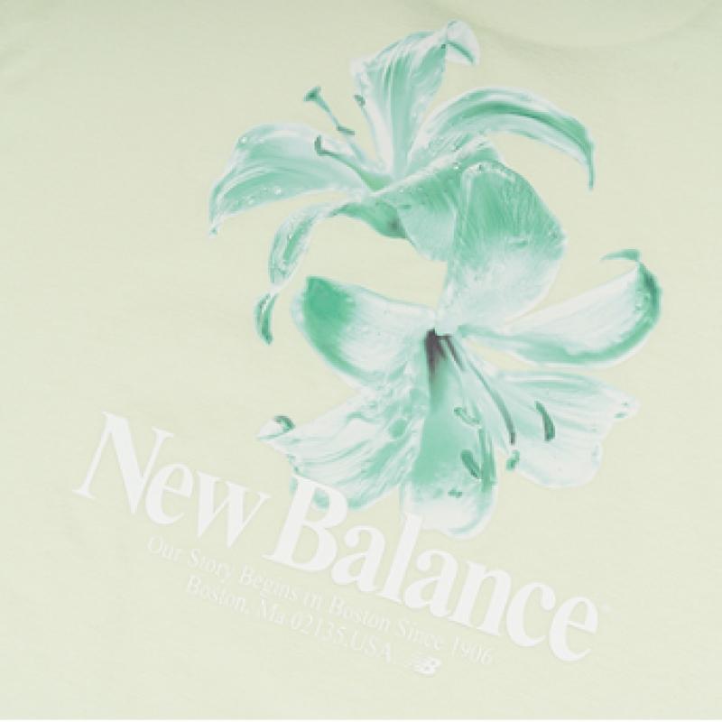 ★New Balance★ NBNEF31703 UNI FROZEN Flower Pictogram Short New Balance Uni Frozen Flower Graphic ShorT Sleeve T shirT