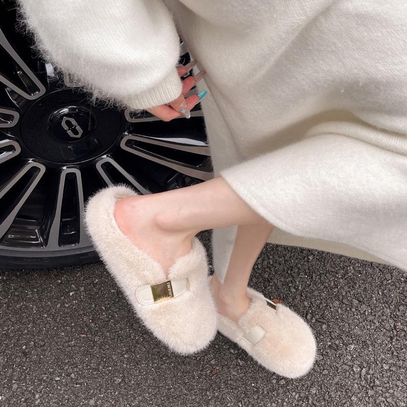 Wszechstronne buty Mao Mao z płaską podeszwą damskie 2025 nowe jesienne ciepłe buty wsuwane modne i delikatne z noskiem w kształcie worka buty bawełniane