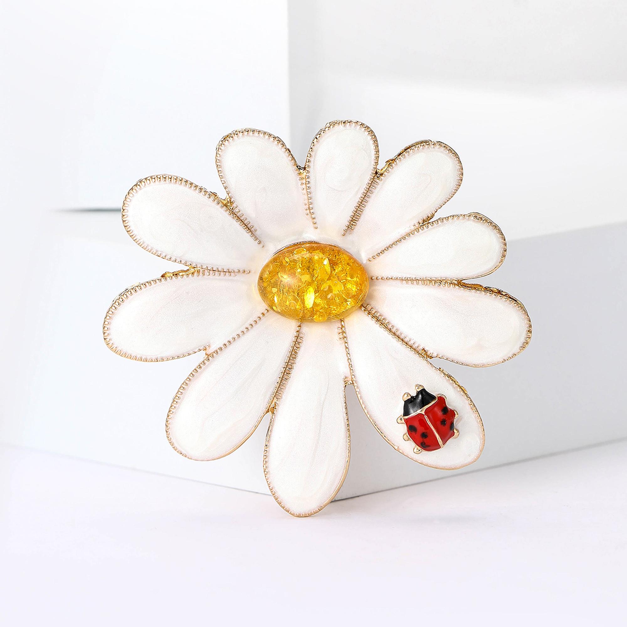 New Oil Dripping Chrysanthemum Pins for Women Unisex Glass Ladybug Brooches Event Party Backpack Decoration Clothes Accessories