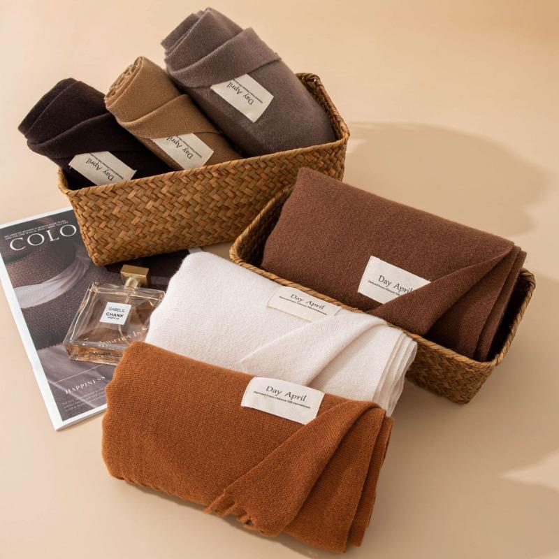 Cashmere feel solid color scarf women's imitation cashmere autumn and winter atmosphere versatile medium and long shawl scarf