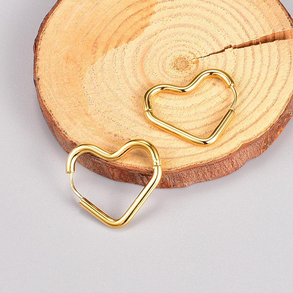 E34 E34 Heart-Shaped Earrings with Gold-Plated Stainless Steel Earrings