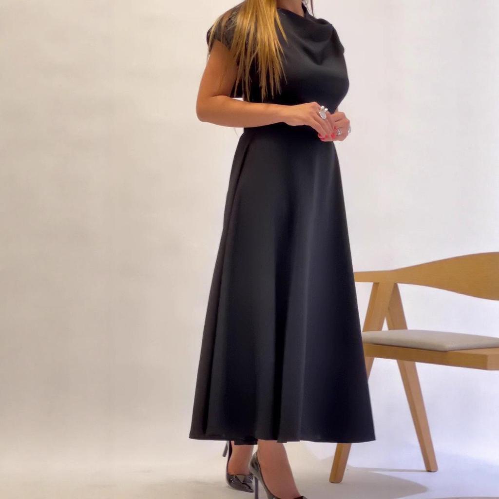 Sommer 2025 Europäisches & Amerikanisches Elegantes Wasserfallkragen Rückenfreies Sexy Schlankmachendes Kleid