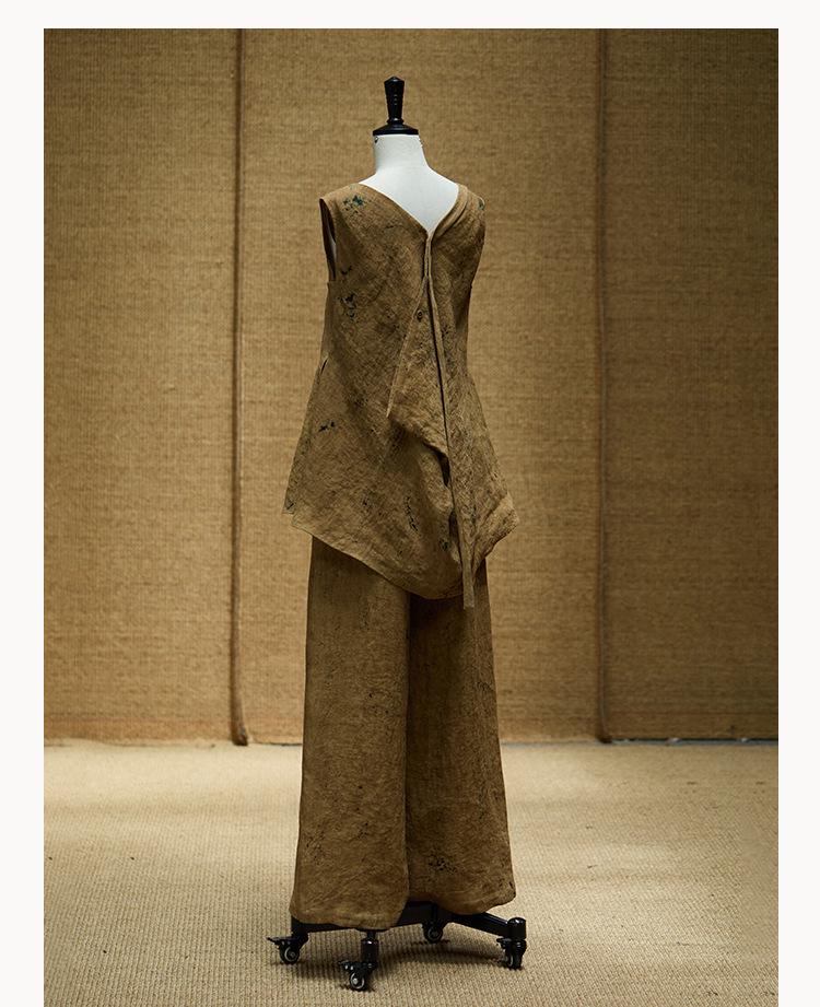 Autumn Origami-Inspired Sleeveless Linen Top with Mottled Texture