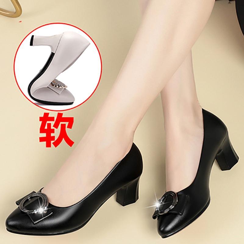 Spring New Fashion Woman Ballets Metal Buckle Single Shoes Soft Leather Soft Sole Comfortable Flats Mother Shoes