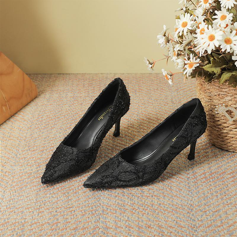 

Ретро остроносые тонкие каблуки туфли-лодочки женские весна и лето 2025 новый темперамент мелкий каблук модные универсальные одинарные туфли 34 чёрный