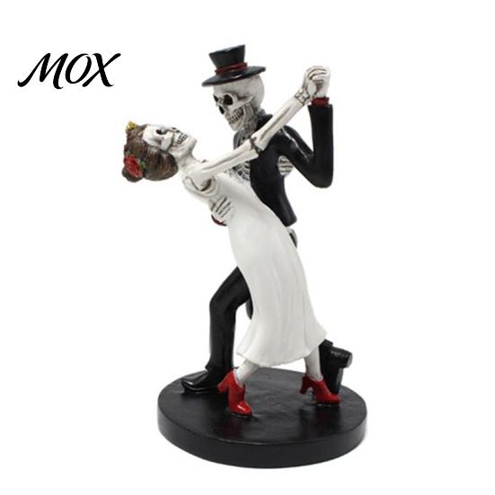Exquisite Hand Painted Skeleton Sculpture Day of The Dead Dancing Couple Figurine, Halloween Gothic Wedding Romantic Dark Theme Ornament Lover Statue,