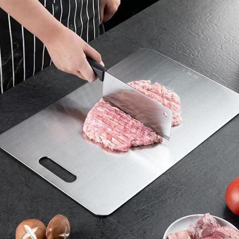 Utao Lilli Stainless Steel Double-Sided Cutting Board