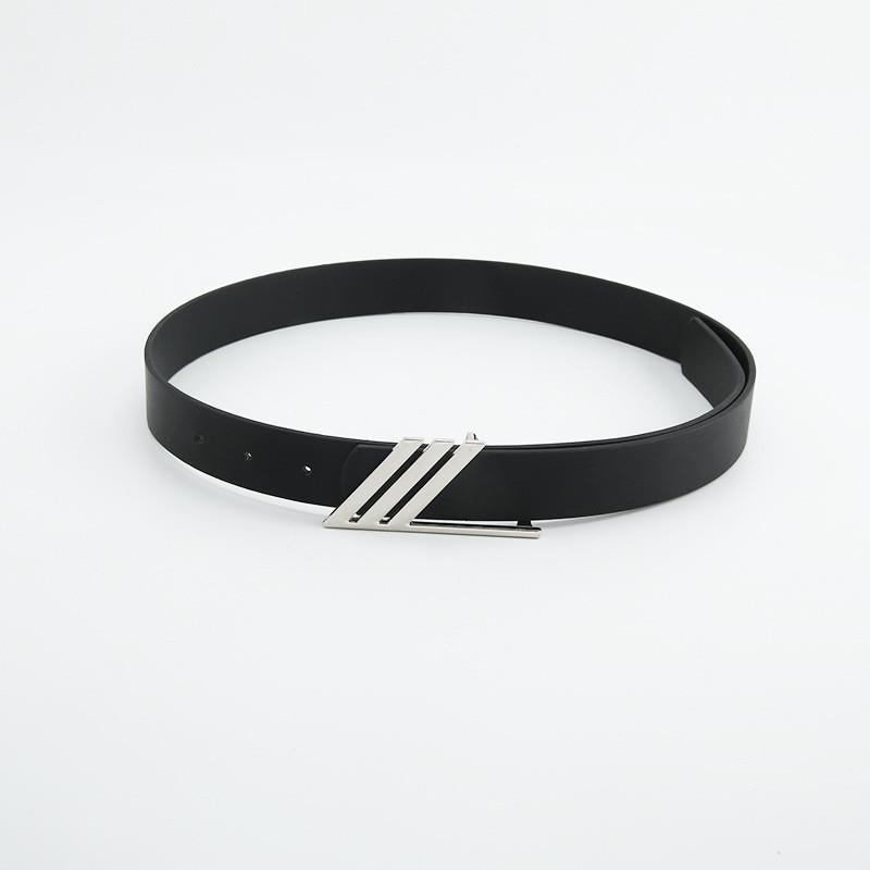 Women s Fashionable Denim Belt With Smooth Alloy Buckle Ideal For Any Occasion