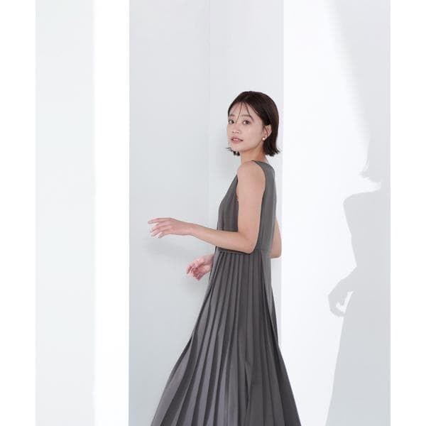 [Natural Beauty Basic] Side Pleated Jumper Skirt