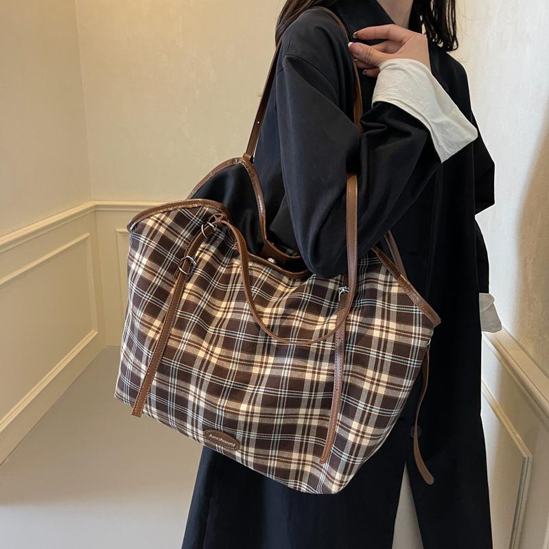 Клетчатая сумка-тоут большой емкости женская сумка через плечо сумка через подмышку — фото 14