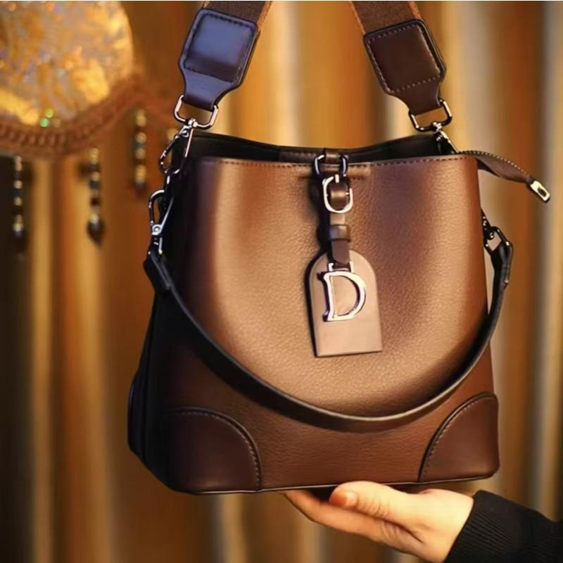 Leather versatile women's new fashion handbag large capacity shoulder oblique span bag bucket bag
